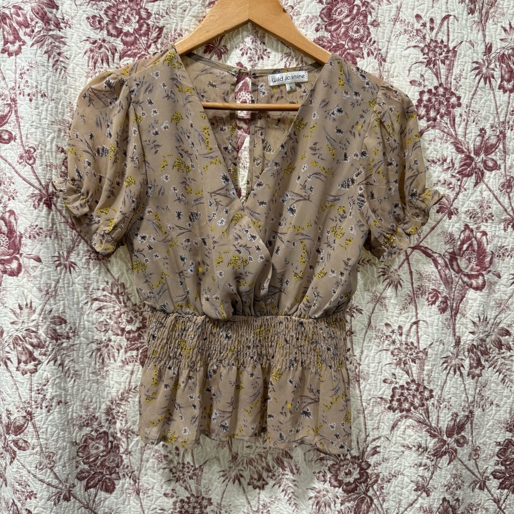 Wild Jasmine Women’s Floral Peplum Blouse Size S